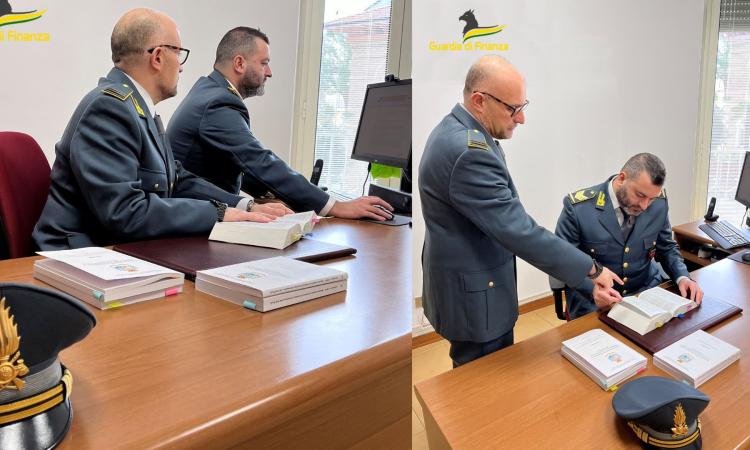 Civitanova, evasione fiscale da 3 milioni di euro per due aziende di call center: scatta maxi-sequestro Civitanova, evasione fiscale da 3 milioni di euro per due aziende di call center: scatta maxi-sequestro