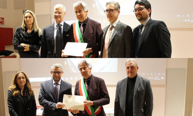 Macerata, Art Bonus: l’Amministrazione omaggia i mecenati e annuncia un nuovo progetto Macerata, Art Bonus: l’Amministrazione omaggia i mecenati e annuncia un nuovo progetto