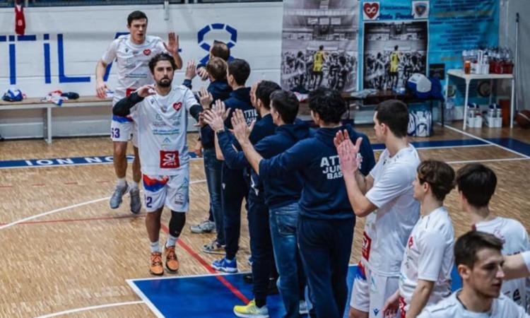 Play-In Silver, buona la prima per l’Attila Basket: Cagliari superato 79-62 (VIDEO) Play-In Silver, buona la prima per l’Attila Basket: Cagliari superato 79-62 (VIDEO)