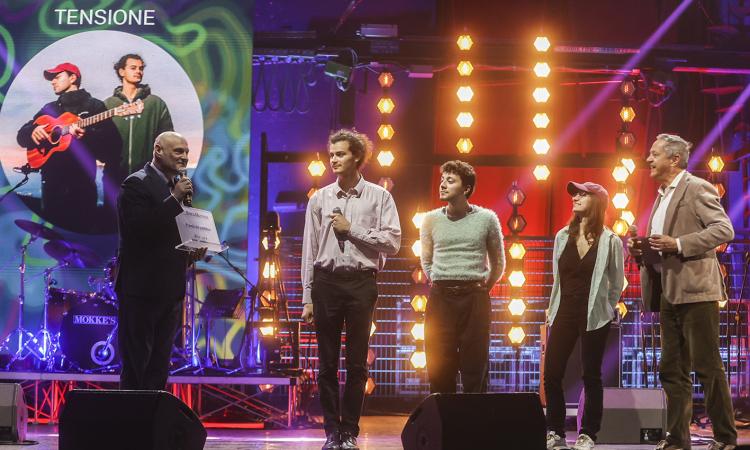 Musicultura, il Generatore di Tensione conquista il premio del pubblico Banca Macerata