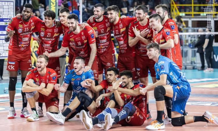 Lube show a Verona: 3-0 e quarto posto nella Regular Season Lube show a Verona: 3-0 e quarto posto nella Regular Season