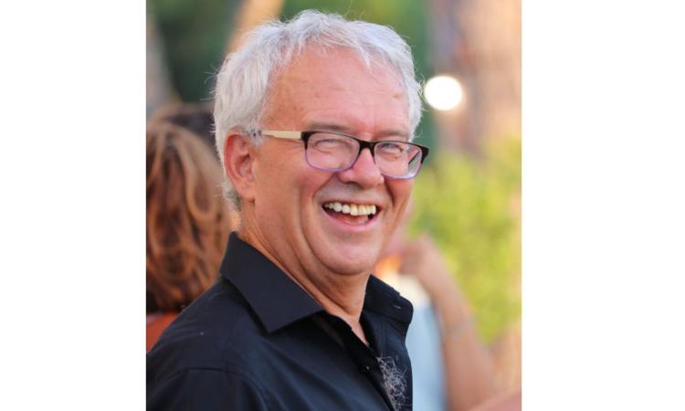 Macerata, dirigente aziendale muore a Singapore: addio a Massimo Coppari Macerata, dirigente aziendale muore a Singapore: addio a Massimo Coppari