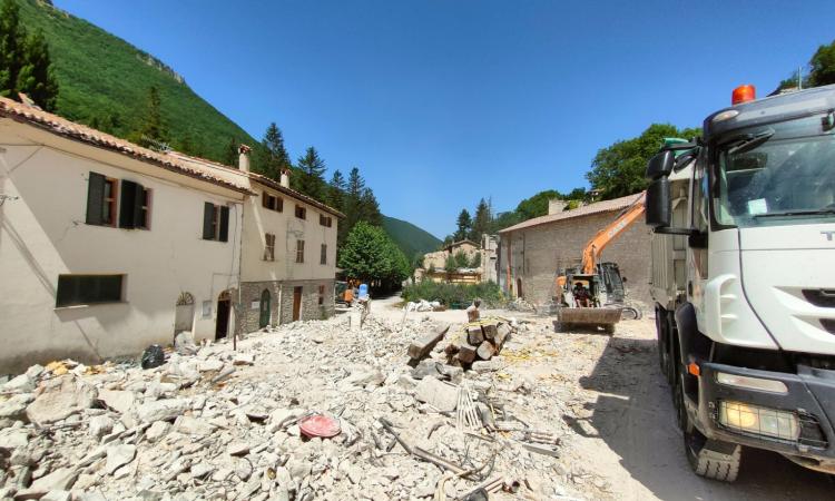 "Sul Pnrr nessun taglio ai fondi per il post sisma": la rassicurazione del commissario Guido Castelli "Sul Pnrr nessun taglio ai fondi per il post sisma": la rassicurazione del commissario Guido Castelli