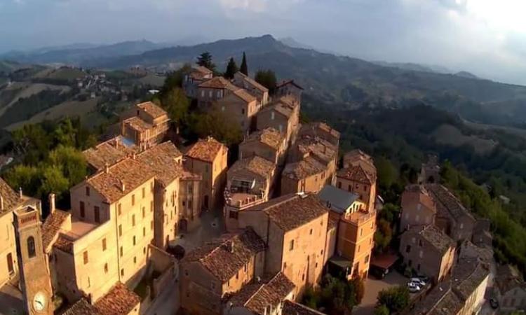 Libri, musica e passeggiate: a Sant'Angelo in Pontano arriva il Festival degli Angeli