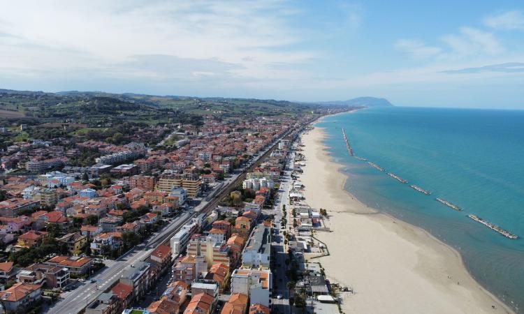 Civitanova perde 87 residenti nel 2025: decessi più del doppio delle nascite. Aumentano i senza fissa dimora Civitanova perde 87 residenti nel 2025: decessi più del doppio delle nascite. Aumentano i senza fissa dimora