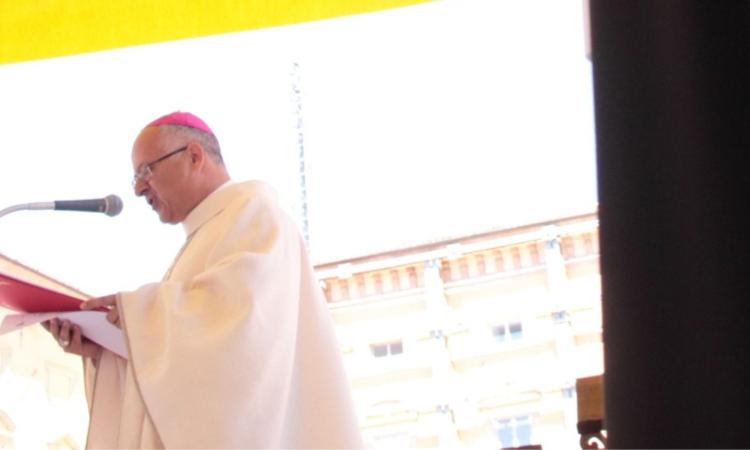 Domenica delle Palme a San Severino: celebrazione eucaristica in piazza con l'arcivescovo Massara Domenica delle Palme a San Severino: celebrazione eucaristica in piazza con l'arcivescovo Massara