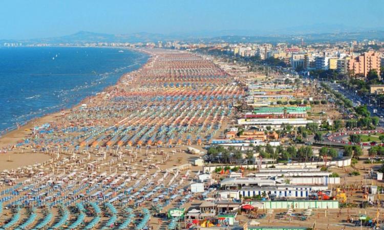 San Severino, terza età al mare: aperte le iscrizioni per il soggiorno estivo a Rivazzurra di Rimini
