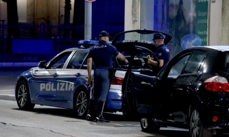 Civitanova, ubriachi alla guida: boom di patenti ritirate in una sola notte. 220 i punti decurtati