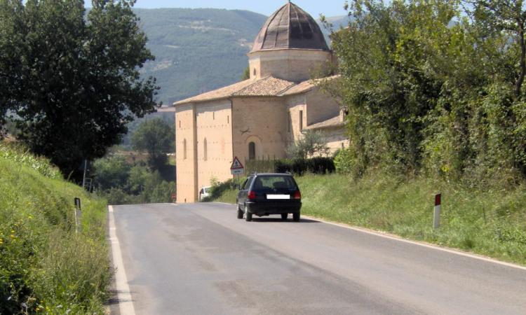 San Severino, lacrimazione della Pietà del Glorioso: torna il tradizionale pellegrinaggio a piedi