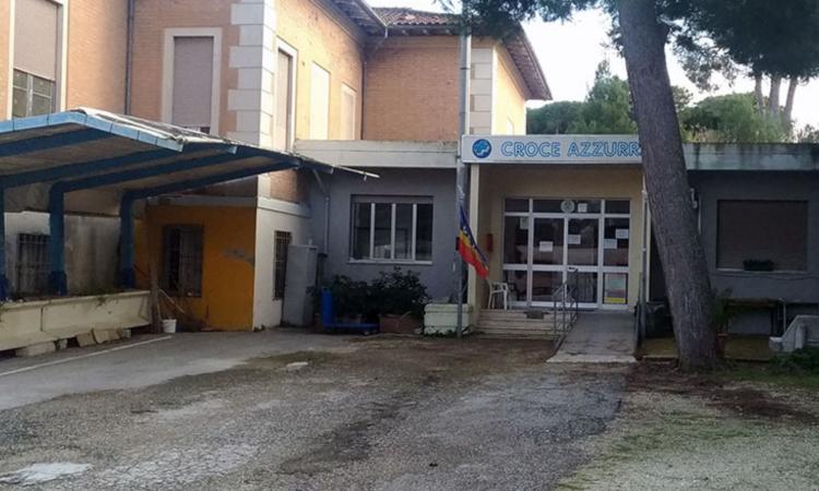 Porto Recanati, Croci Bianca e Azzurra insistono: "Non lasceremo i locali di via Argentina" Porto Recanati, Croci Bianca e Azzurra insistono: "Non lasceremo i locali di via Argentina"