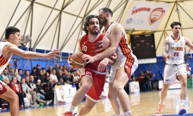 Serie B, impresa "capitale" per l'Halley Matelica: batte la Virtus Roma ed è testa di serie nei playoff