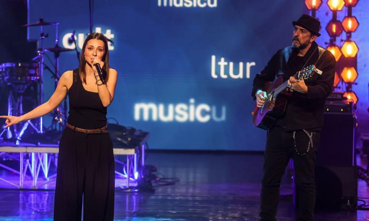 Musicultura, Simona Molinari incanta il Persiani: presentati i primi nove finalisti Musicultura, Simona Molinari incanta il Persiani: presentati i primi nove finalisti