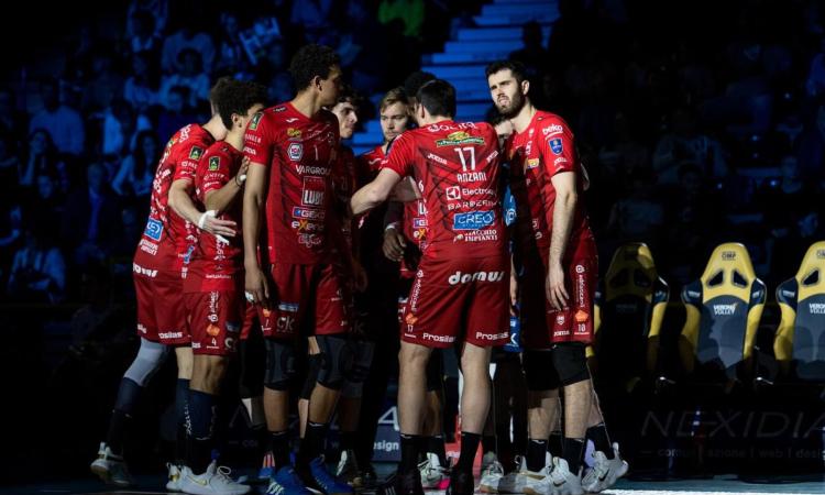 Volley, la Lube rimonta 3-1 Verona e stacca il pass per la Challenge Cup Volley, la Lube rimonta 3-1 Verona e stacca il pass per la Challenge Cup