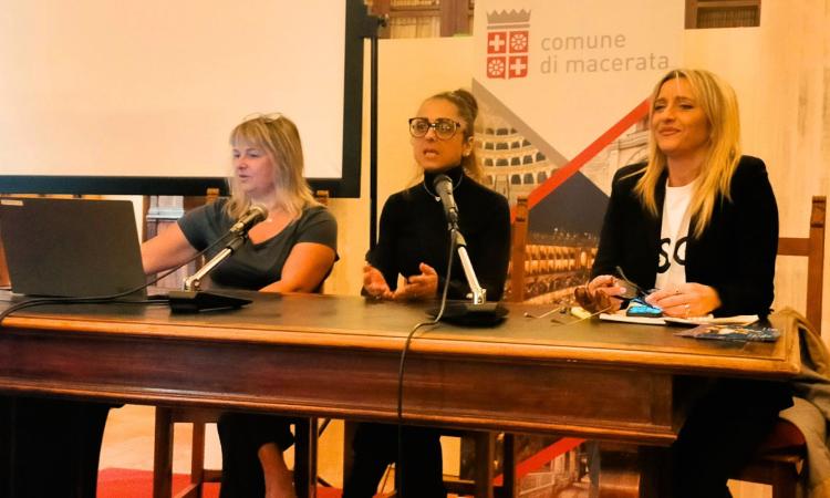 Macerata, divario digitale bye bye: Cna pronta a formare (gratis) "Casalinghe 4.0"