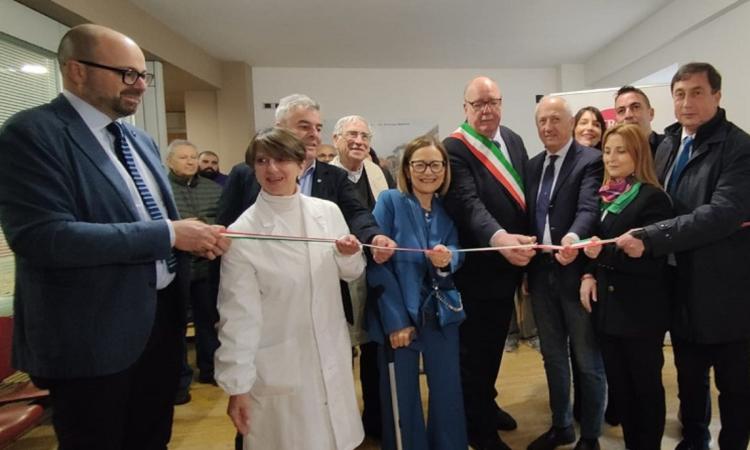 Castelraimondo, nuovo punto salute per abbattere le liste di attesa: "Qui oltre 100 prestazioni a settimana" Castelraimondo, nuovo punto salute per abbattere le liste di attesa: "Qui oltre 100 prestazioni a settimana"