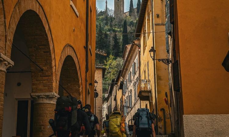 San Severino, boom di turisti per il Cammino dei Forti: anello di 120 chilometri che parte e finisce nella città settempedana