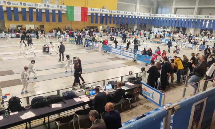 Macerata primeggia ai campionati italiani di scherma: edizione all'insegna dei record e dell'inclusione Macerata primeggia ai campionati italiani di scherma: edizione all'insegna dei record e dell'inclusione