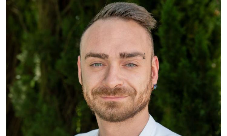 Recanati, un dj che scende in politica: Luca Montenovo si candida con Fratelli d'Italia Recanati, un dj che scende in politica: Luca Montenovo si candida con Fratelli d'Italia