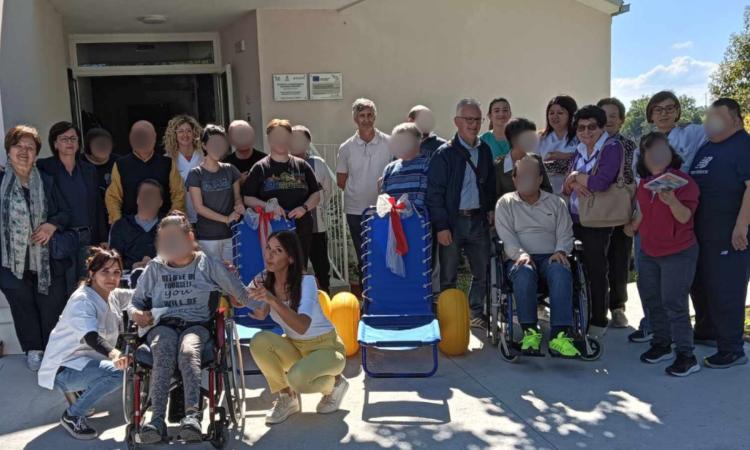 Corridonia, un mare di solidarietà: il 'Ciclamino' di Corridonia ringrazia i Focolari per le Sedie Job