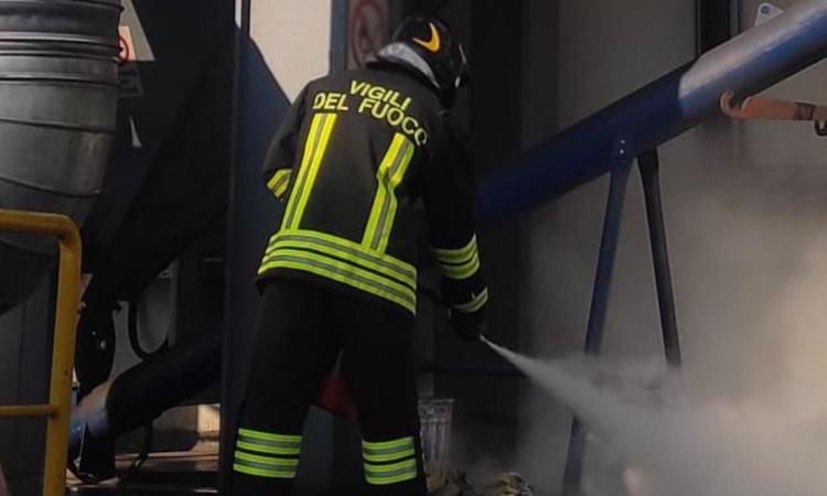 "Personale dei vigili del fuoco ridotto all'osso e turni massacranti, il sistema è al collasso" "Personale dei vigili del fuoco ridotto all'osso e turni massacranti, il sistema è al collasso"