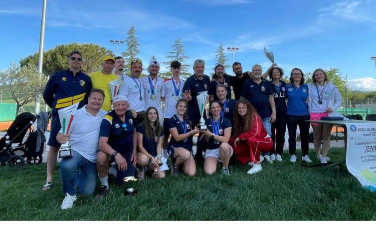 Tennis, l'Asd Sordi Citanò è campione d'Italia per la quarta volta consecutiva Tennis, l'Asd Sordi Citanò è campione d'Italia per la quarta volta consecutiva