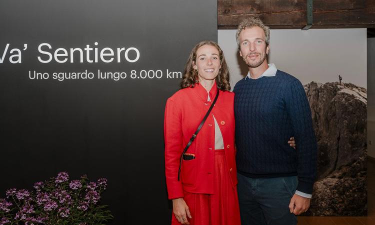 "Va' Sentiero, uno sguardo lungo 8mila km", la mostra in 100 scatti arriva all'Abbadia di Fiastra "Va' Sentiero, uno sguardo lungo 8mila km", la mostra in 100 scatti arriva all'Abbadia di Fiastra