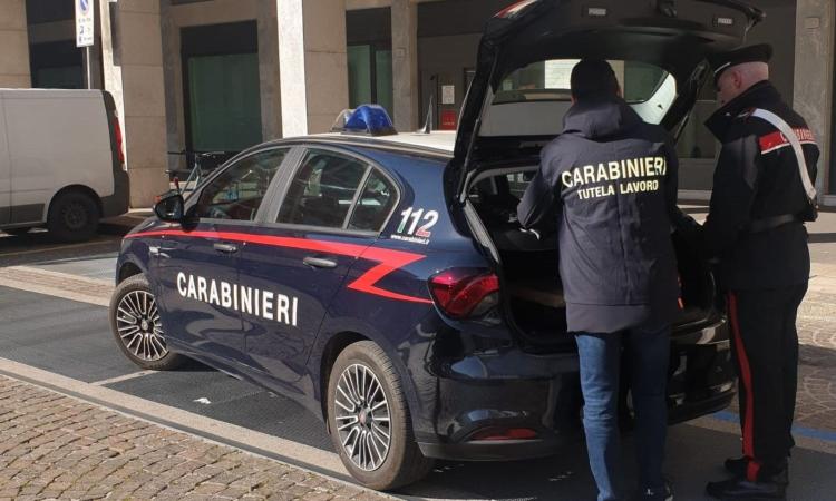 Operai non in regola e norme sulla sicurezza non rispettate: sospeso un cantiere