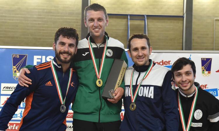 Campionati Italiani Master di Scherma, brillano i marchigiani: Vincenzo Erman campione nazionale Campionati Italiani Master di Scherma, brillano i marchigiani: Vincenzo Erman campione nazionale