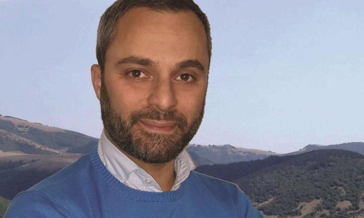 Elezioni Sefro, Tapanelli confermato sindaco: buona l'affluenza (77,31%) Elezioni Sefro, Tapanelli confermato sindaco: buona l'affluenza (77,31%)