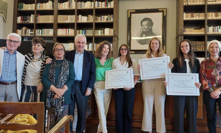 Recanati, il "Premio Leopardi" si tinge di rosa: podio tutto al femminile, ecco le vincitrici