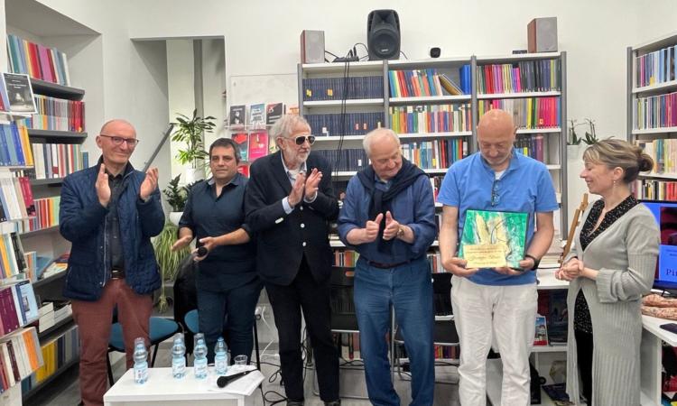 Macerata alla Pino Brizi: gioca d'anticipo su Euro 2024. Il figlio: "Papà ci saluta dall'alto" Macerata alla Pino Brizi: gioca d'anticipo su Euro 2024. Il figlio: "Papà ci saluta dall'alto"