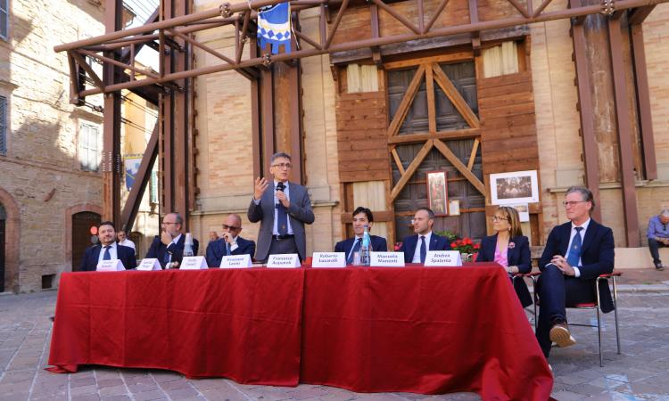 Camerino, si punta sugli studenti per far rinascere il centro: 500 alloggi nel cuore della città