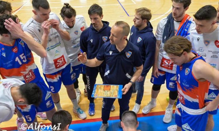 Attila-Scalabroni, la storia continua: il coach sarà anche responsabile del settore giovanile Attila-Scalabroni, la storia continua: il coach sarà anche responsabile del settore giovanile