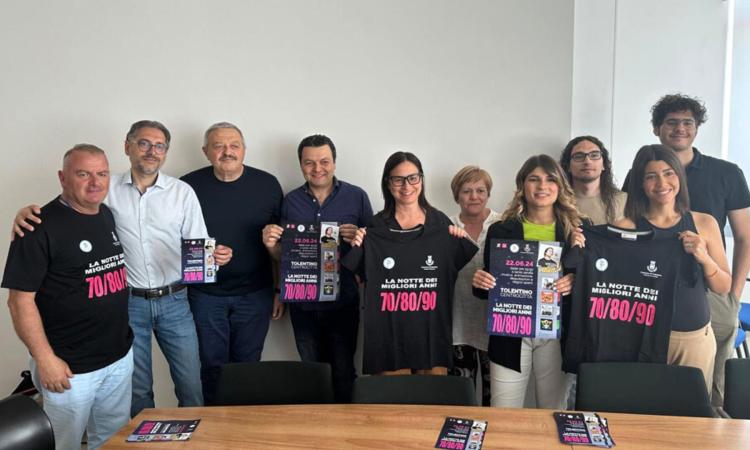 Tolentino, sabato si balla per tutta la notte sulle note anni '70, '80 e '90: eventi in ogni piazza, ospite dj Fargetta Tolentino, sabato si balla per tutta la notte sulle note anni '70, '80 e '90: eventi in ogni piazza, ospite dj Fargetta