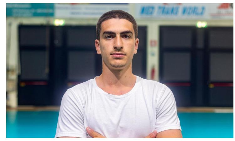 Dalla Serie C all'A2, la Pallavolo Macerata pesca in casa: Tommy Palombarini è il secondo libero Dalla Serie C all'A2, la Pallavolo Macerata pesca in casa: Tommy Palombarini è il secondo libero