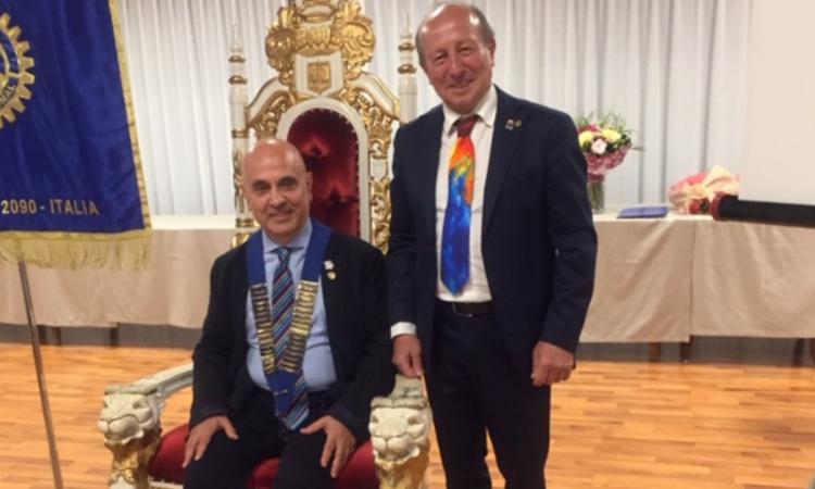 Passaggio del martelletto al Rotary Club Tolentino: a Giorgio Zaganelli subentra Giuseppe Bocci