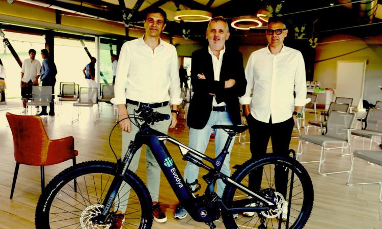 Urbisaglia, arrivano Evodya e Travyu. Dalla Cina alle Marche attraverso una nuova frontiera del turismo Urbisaglia, arrivano Evodya e Travyu. Dalla Cina alle Marche attraverso una nuova frontiera del turismo