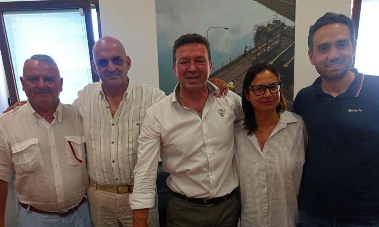 Tolentino, parcheggi gratis il sabato pomeriggio in tutto il centro urbano: "Un aiuto per i commercianti" Tolentino, parcheggi gratis il sabato pomeriggio in tutto il centro urbano: "Un aiuto per i commercianti"