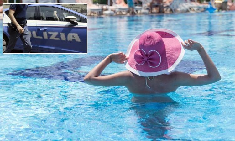 Si intrufola in una villa e prende il sole nuda: scoperta dal proprietario Si intrufola in una villa e prende il sole nuda: scoperta dal proprietario