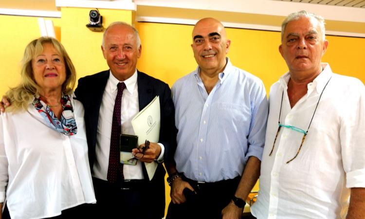 Macerata, donate attrezzature  all'unità di Diabetologia. Saltamartini: "Mancano medici specializzati"