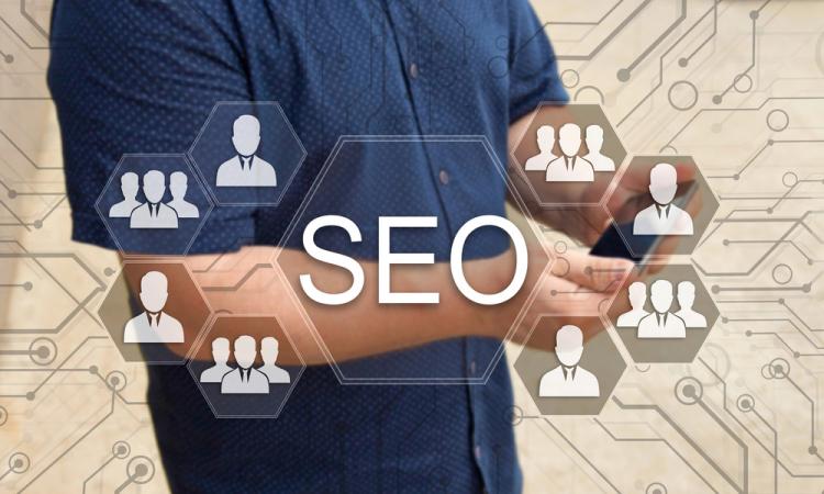 Come usare l'intelligenza artificiale per la SEO avanzata Come usare l'intelligenza artificiale per la SEO avanzata