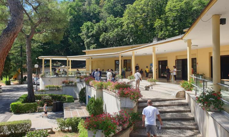 Castelraimondo, torna "Termatevi con noi": trasporto gratuito per le Terme di Santa Lucia Castelraimondo, torna "Termatevi con noi": trasporto gratuito per le Terme di Santa Lucia