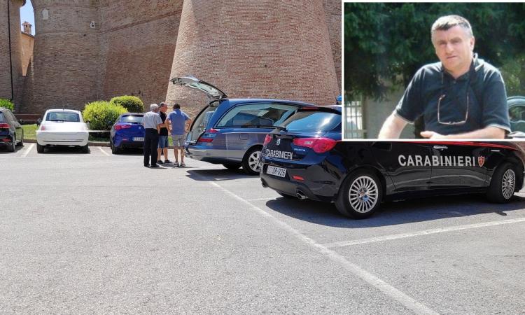 Urbisaglia, accusa un malore in piazza: uomo muore davanti agli amici Urbisaglia, accusa un malore in piazza: uomo muore davanti agli amici