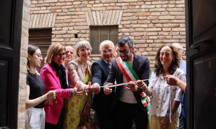 Sarnano, alle radici dell'Abbazia di Piobbico: inaugurata la mostra "Santa Maria tra i torrenti" Sarnano, alle radici dell'Abbazia di Piobbico: inaugurata la mostra "Santa Maria tra i torrenti"