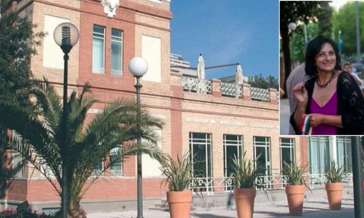 Civitanova, Lido Cluana continua a essere uno spazio d'arte contemporanea "senza limiti" (anche ad agosto) Civitanova, Lido Cluana continua a essere uno spazio d'arte contemporanea "senza limiti" (anche ad agosto)