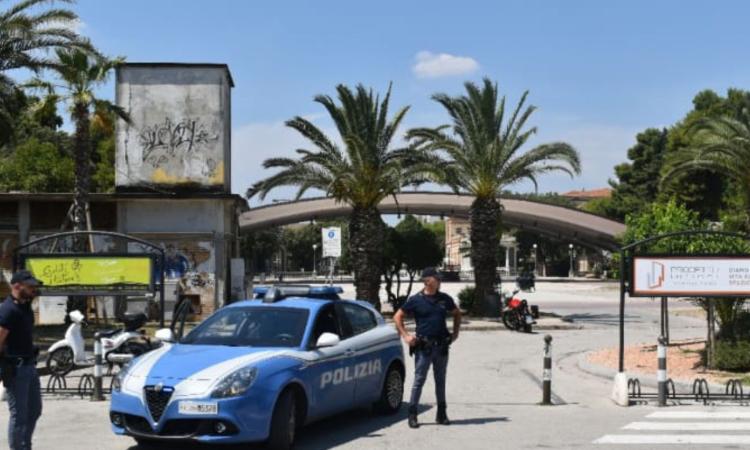 Arrestato a Civitanova 36enne già espulso dall'Italia: 10 identità diverse fornite nel corso del tempo Arrestato a Civitanova 36enne già espulso dall'Italia: 10 identità diverse fornite nel corso del tempo