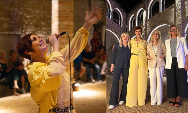 San Severino, Mafalda Minnozzi incanta il pubblico con la sua voce nonostante la pioggia San Severino, Mafalda Minnozzi incanta il pubblico con la sua voce nonostante la pioggia