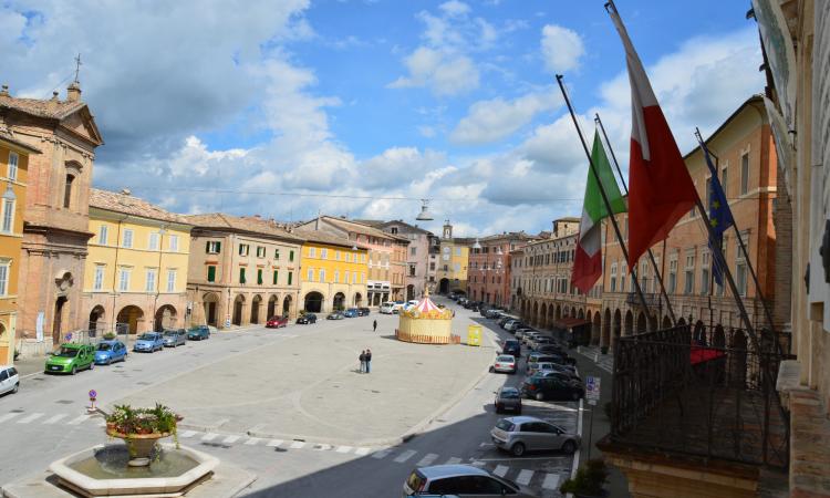San Severino, prosegue l'isola pedonale in piazza del Popolo: cosa prevede l'ordinanza San Severino, prosegue l'isola pedonale in piazza del Popolo: cosa prevede l'ordinanza