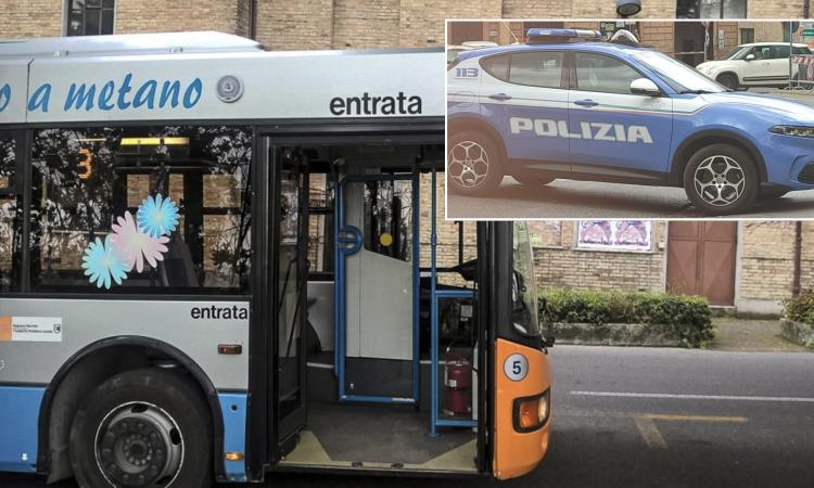 Macerata, rompe il vetro del bus e aggredisce i poliziotti: giovane semina il caos a Villa Potenza