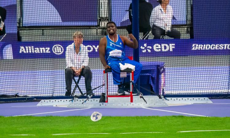 Paralimpiadi Parigi, oro e record mondiale nel disco per l'azzurro Rigivan Ganeshamoorthy